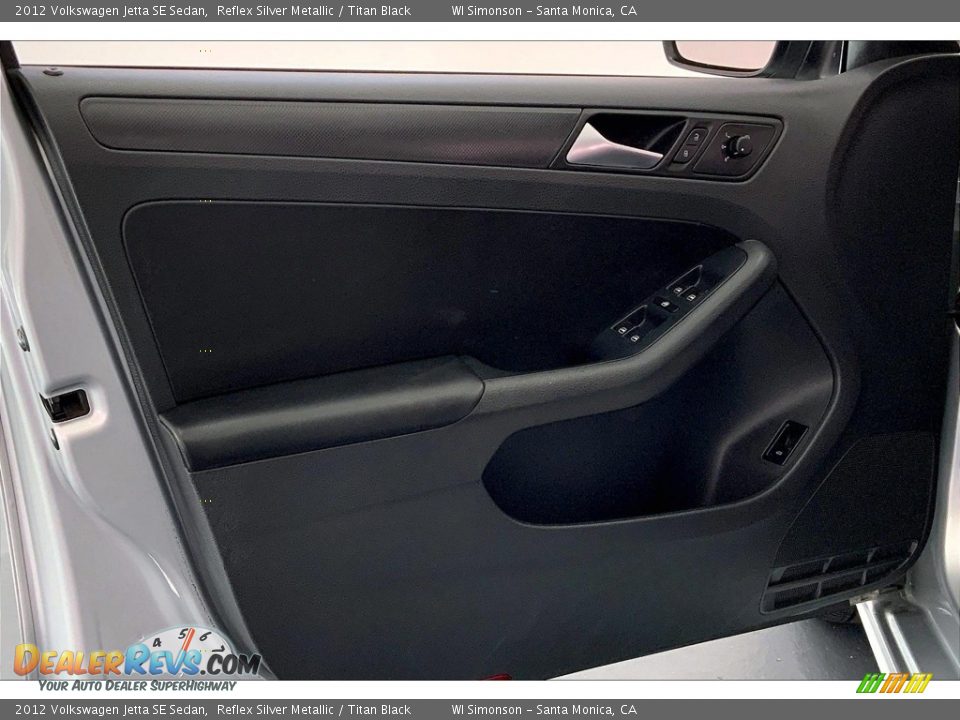 Door Panel of 2012 Volkswagen Jetta SE Sedan Photo #26