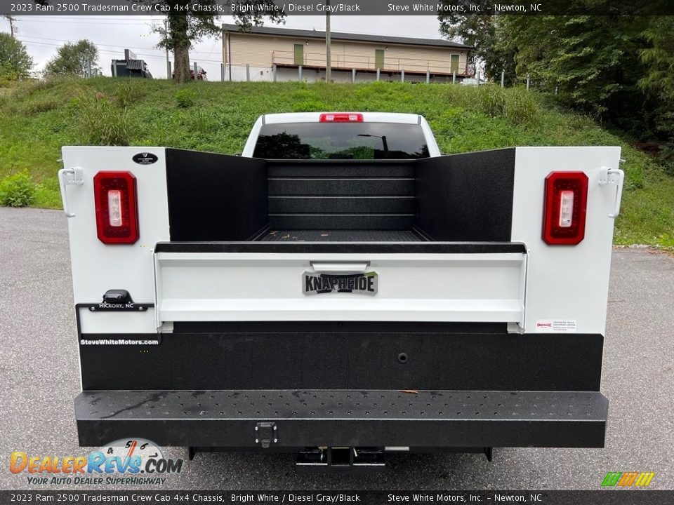 2023 Ram 2500 Tradesman Crew Cab 4x4 Chassis Bright White / Diesel Gray/Black Photo #8