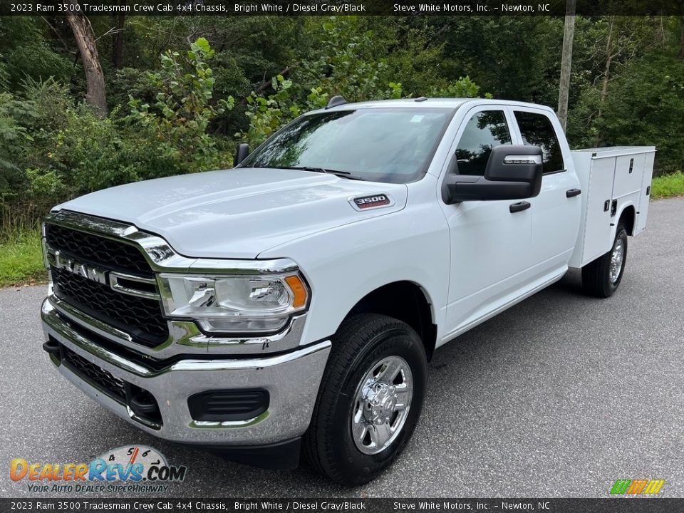 2023 Ram 3500 Tradesman Crew Cab 4x4 Chassis Bright White / Diesel Gray/Black Photo #2