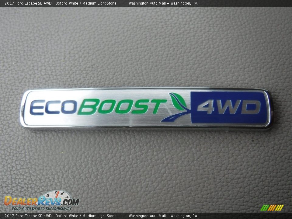 2017 Ford Escape SE 4WD Oxford White / Medium Light Stone Photo #11