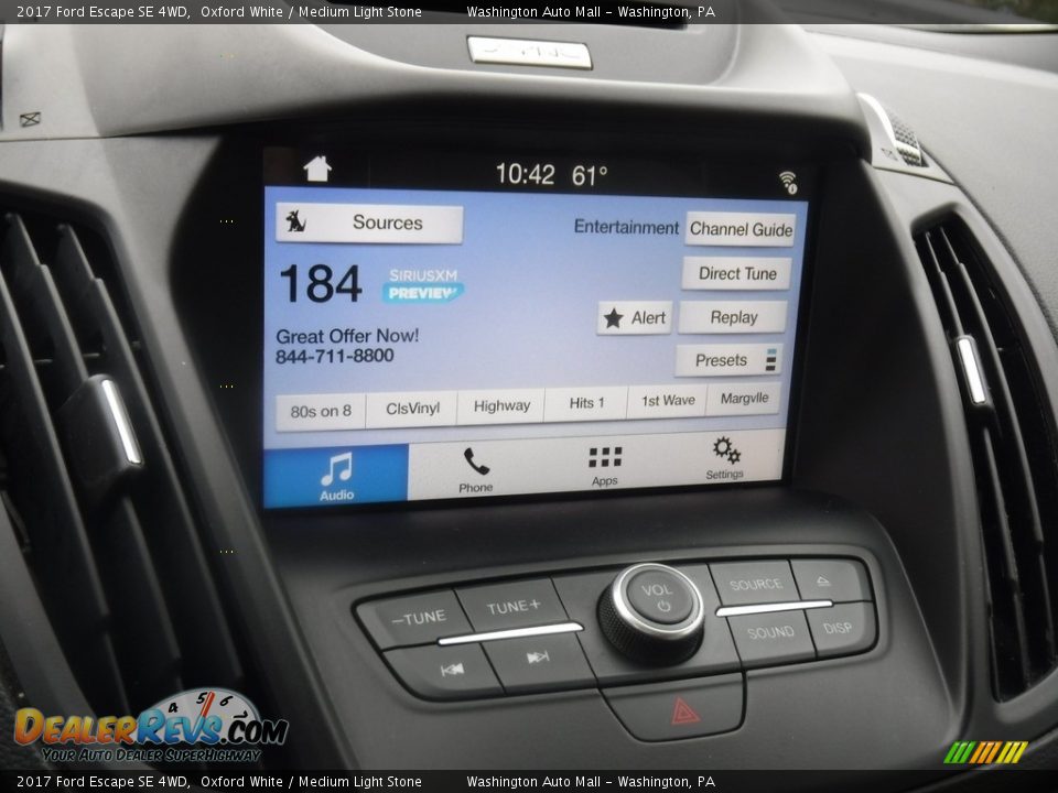 2017 Ford Escape SE 4WD Oxford White / Medium Light Stone Photo #21