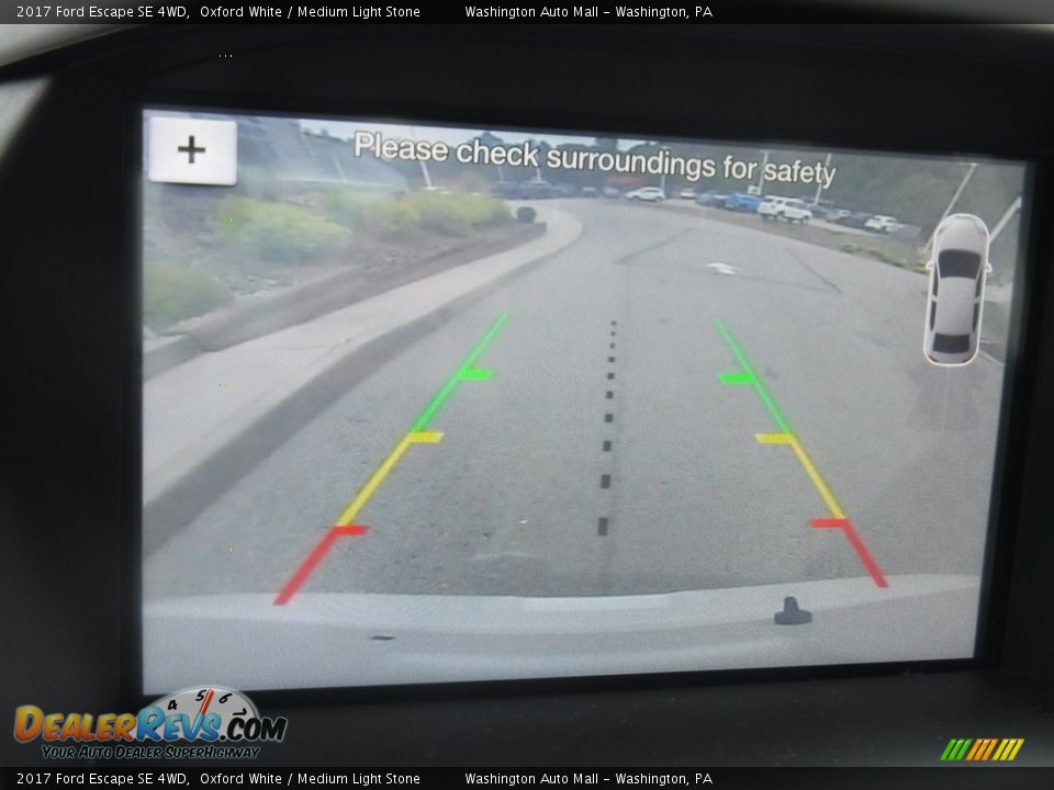 2017 Ford Escape SE 4WD Oxford White / Medium Light Stone Photo #24