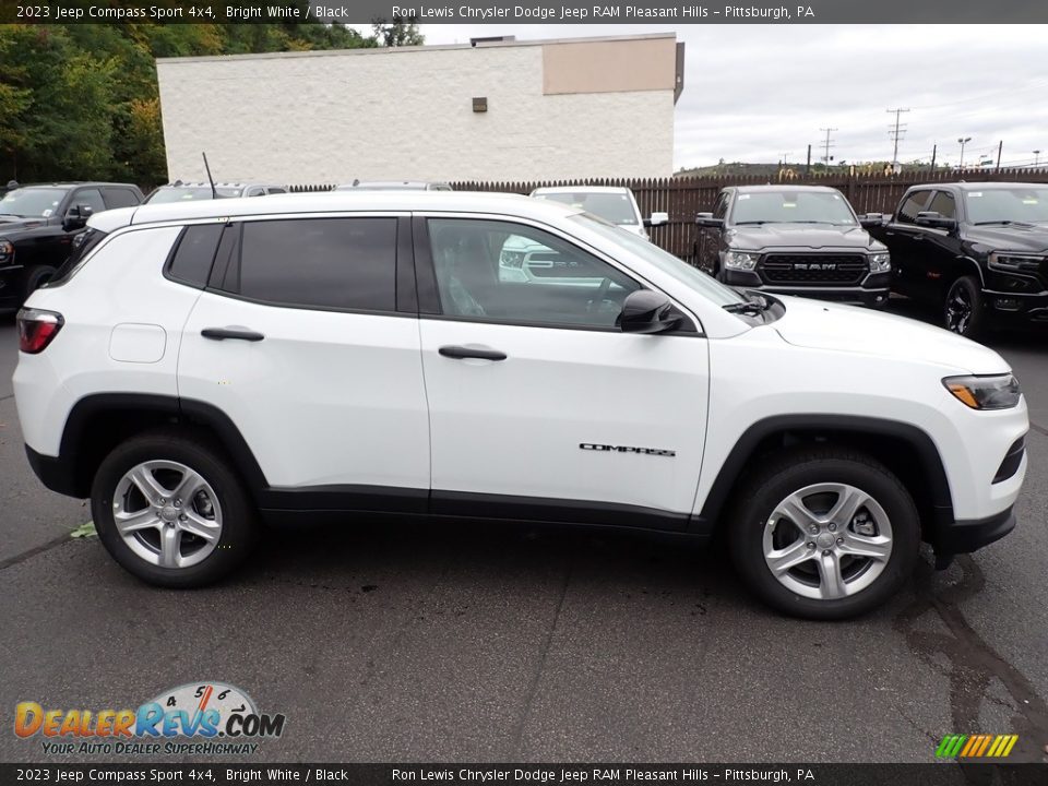 2023 Jeep Compass Sport 4x4 Bright White / Black Photo #7