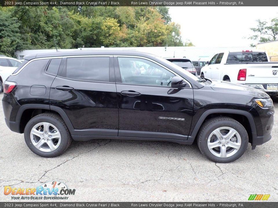 2023 Jeep Compass Sport 4x4 Diamond Black Crystal Pearl / Black Photo #7