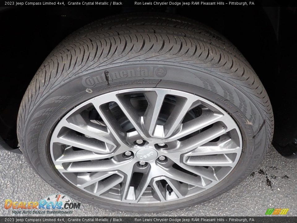 2023 Jeep Compass Limited 4x4 Granite Crystal Metallic / Black Photo #10