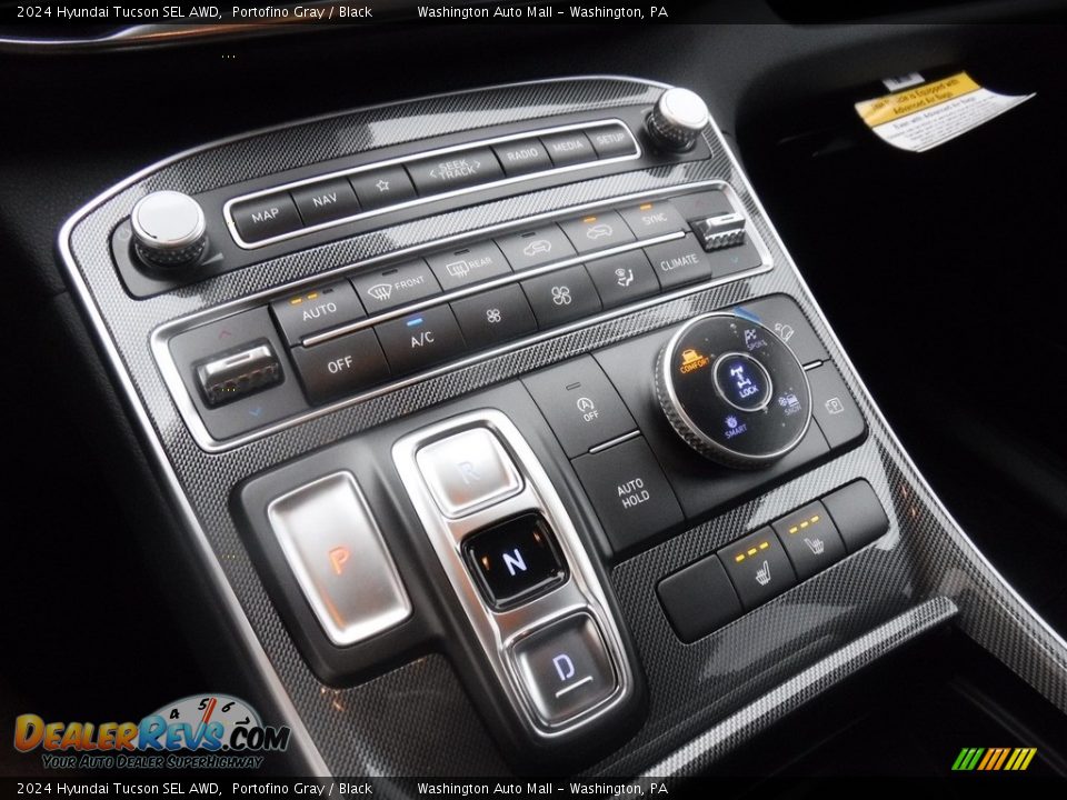 Controls of 2024 Hyundai Tucson SEL AWD Photo #12