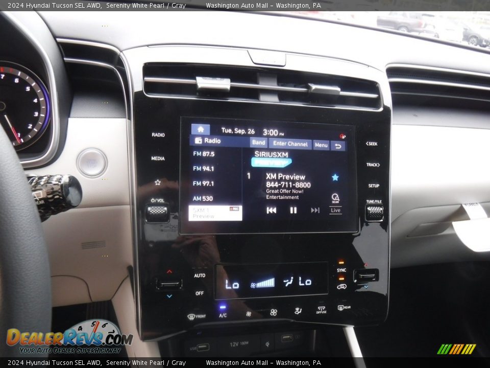 2024 Hyundai Tucson SEL AWD Serenity White Pearl / Gray Photo #16