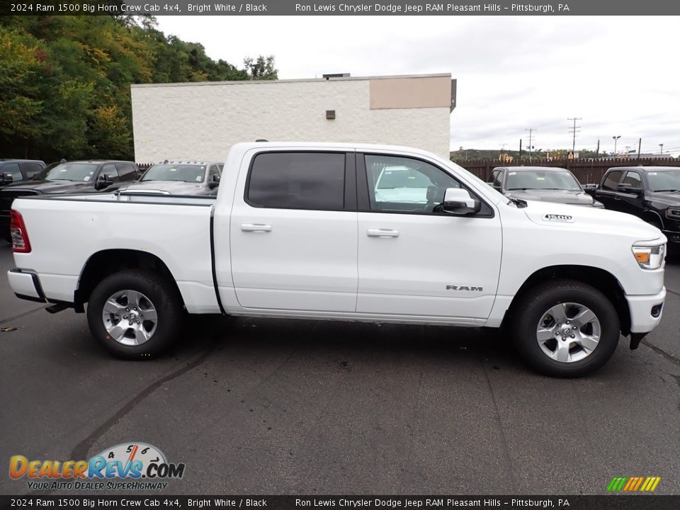 2024 Ram 1500 Big Horn Crew Cab 4x4 Bright White / Black Photo #8