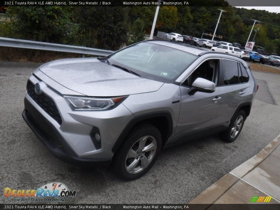 2021 Toyota RAV4 XLE AWD Hybrid Silver Sky Metallic / Black Photo #6