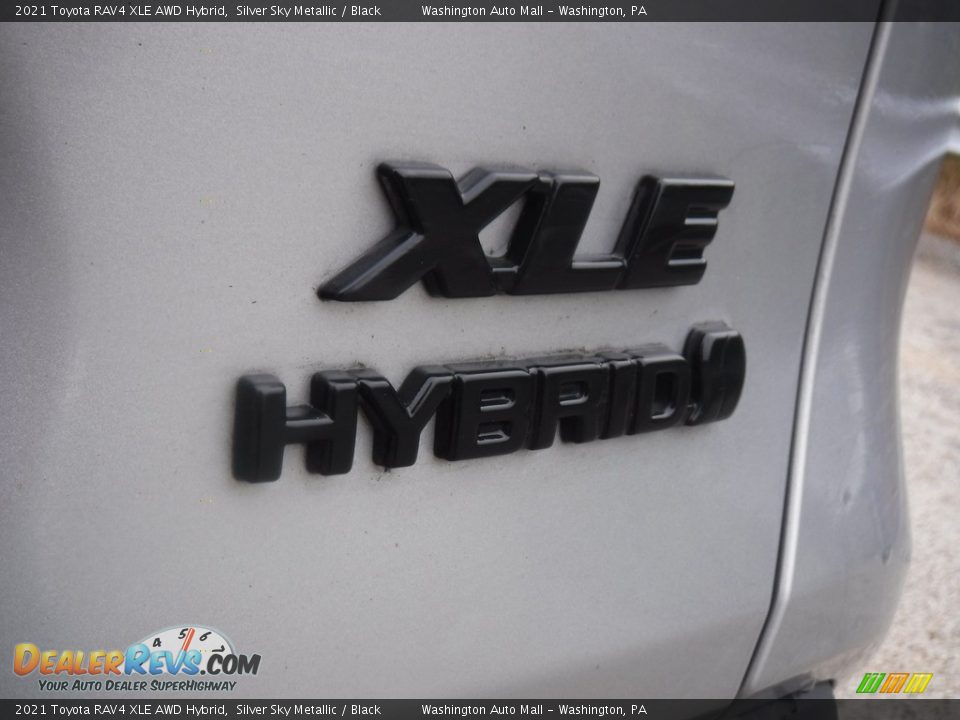 2021 Toyota RAV4 XLE AWD Hybrid Logo Photo #9