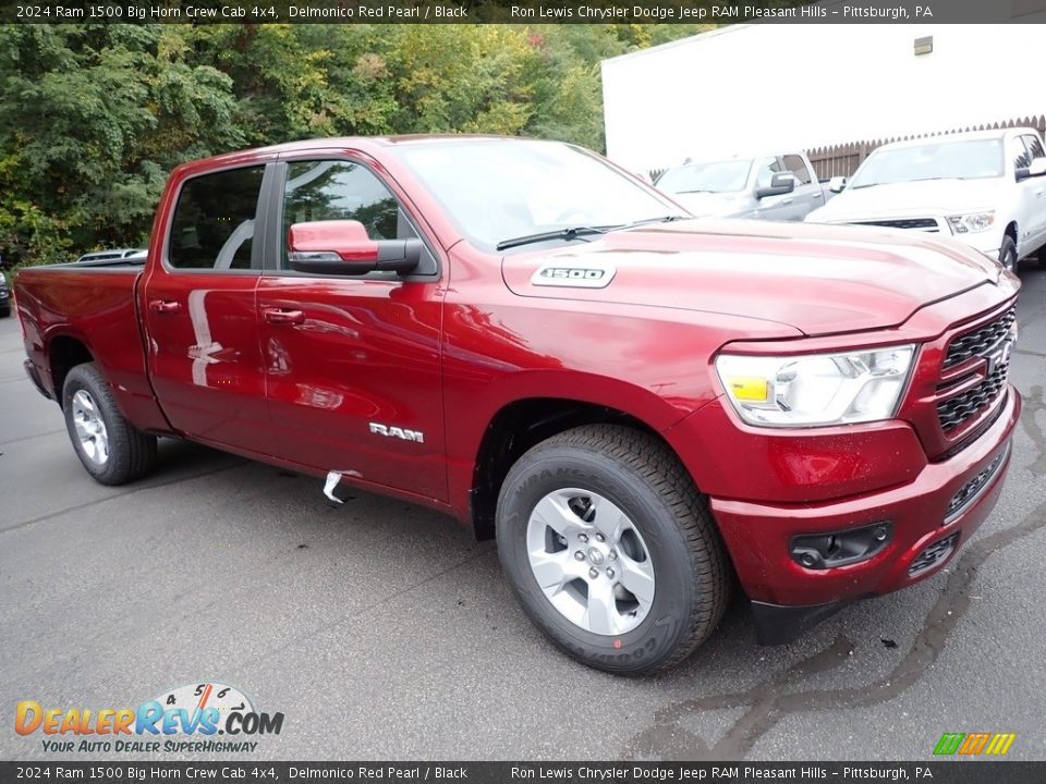 Front 3/4 View of 2024 Ram 1500 Big Horn Crew Cab 4x4 Photo #9