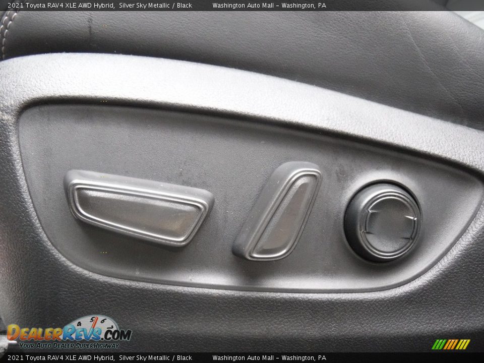 2021 Toyota RAV4 XLE AWD Hybrid Silver Sky Metallic / Black Photo #17