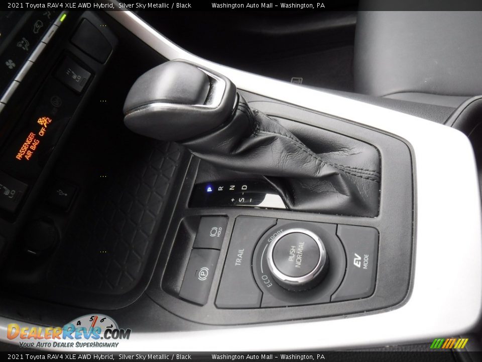 2021 Toyota RAV4 XLE AWD Hybrid Shifter Photo #18