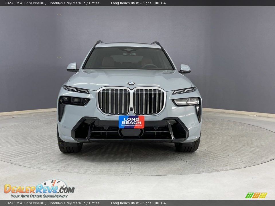 2024 BMW X7 xDrive40i Brooklyn Grey Metallic / Coffee Photo #2