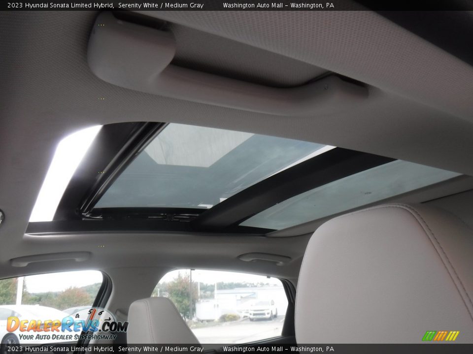 Sunroof of 2023 Hyundai Sonata Limited Hybrid Photo #7