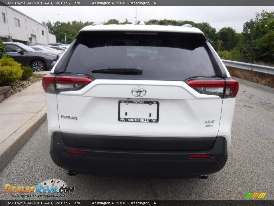 2023 Toyota RAV4 XLE AWD Ice Cap / Black Photo #8