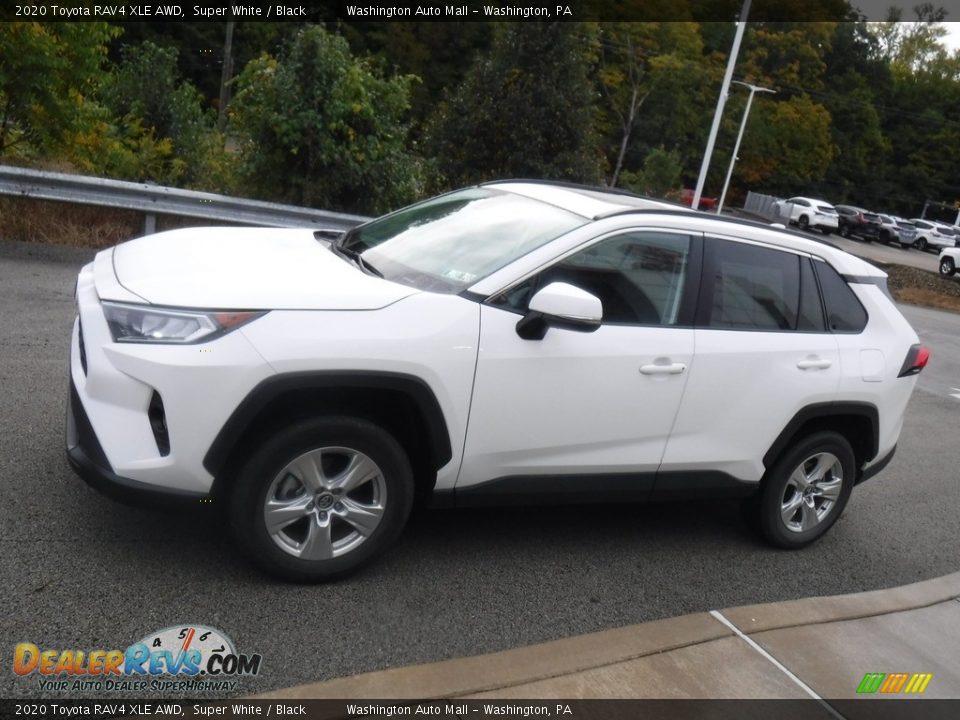 2020 Toyota RAV4 XLE AWD Super White / Black Photo #6