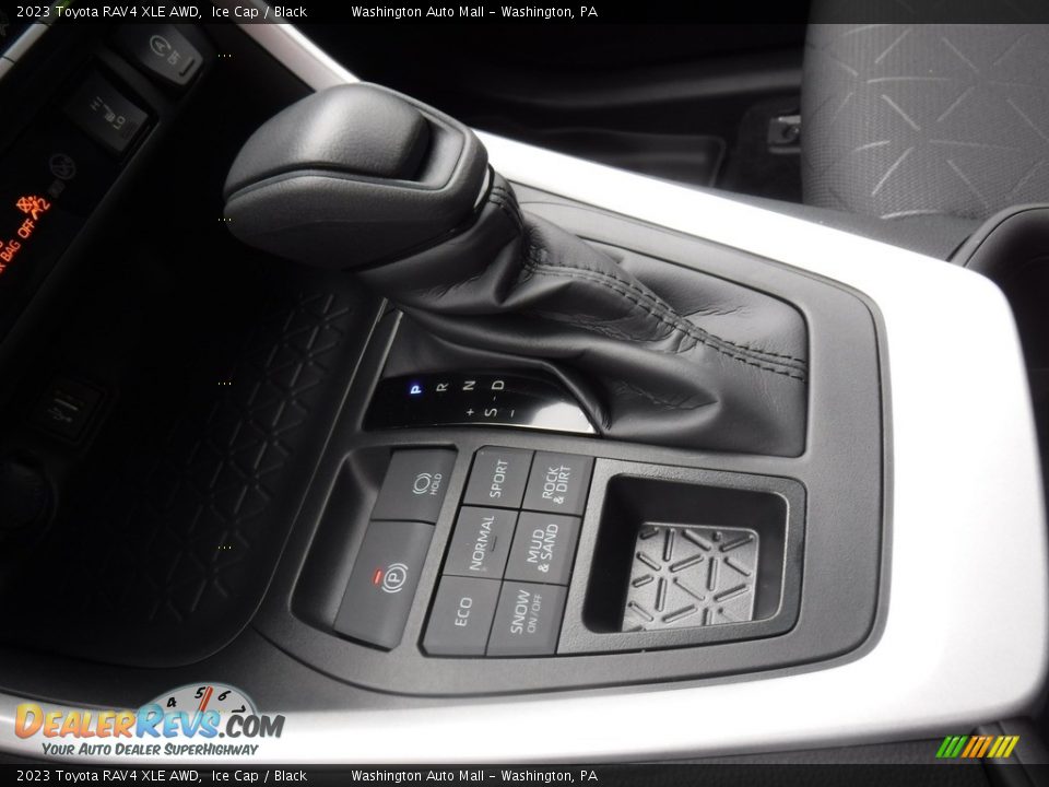 2023 Toyota RAV4 XLE AWD Ice Cap / Black Photo #17