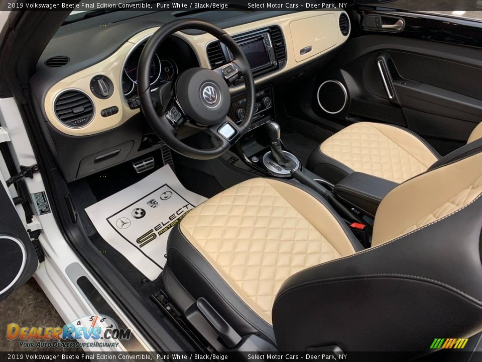 Black/Beige Interior - 2019 Volkswagen Beetle Final Edition Convertible Photo #9