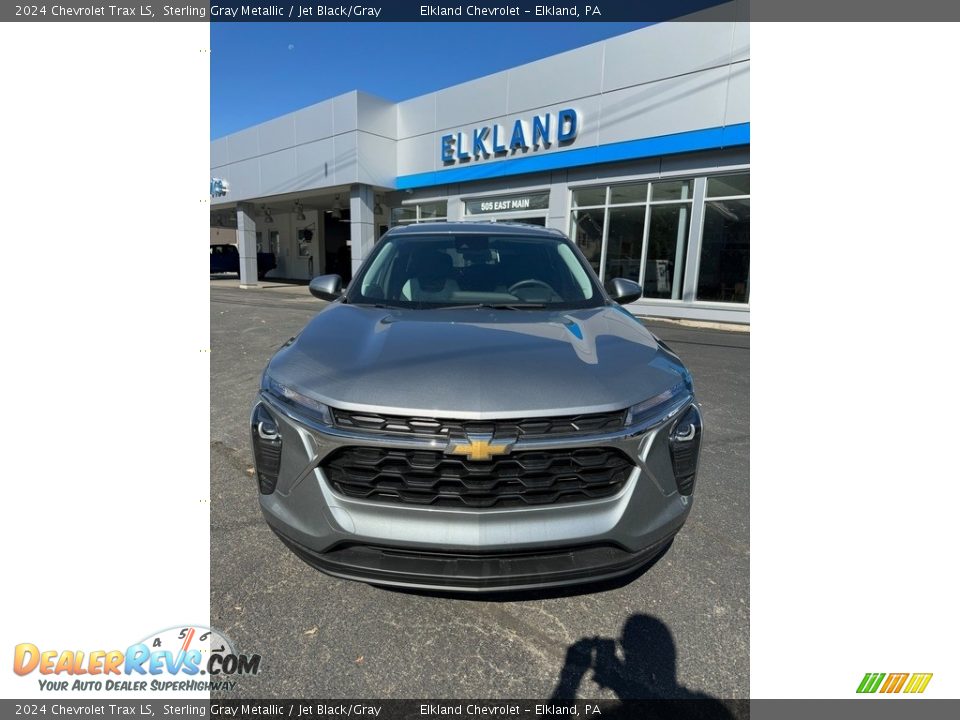 2024 Chevrolet Trax LS Sterling Gray Metallic / Jet Black/Gray Photo #3