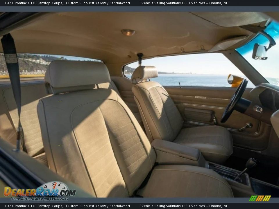 Front Seat of 1971 Pontiac GTO Hardtop Coupe Photo #10