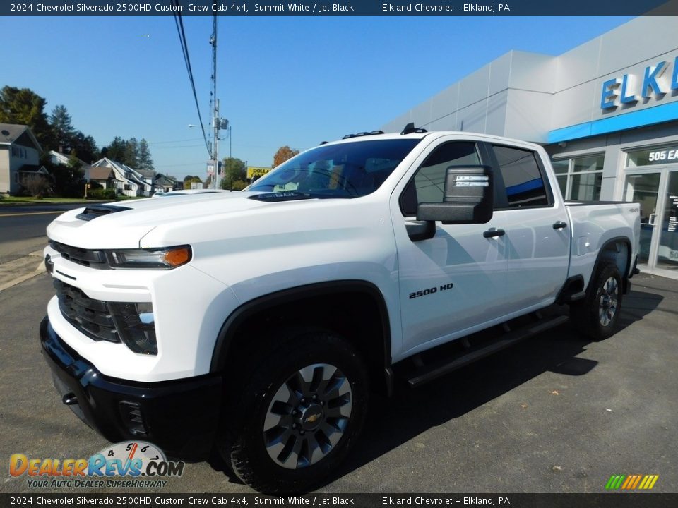 2024 Chevrolet Silverado 2500HD Custom Crew Cab 4x4 Summit White / Jet Black Photo #2