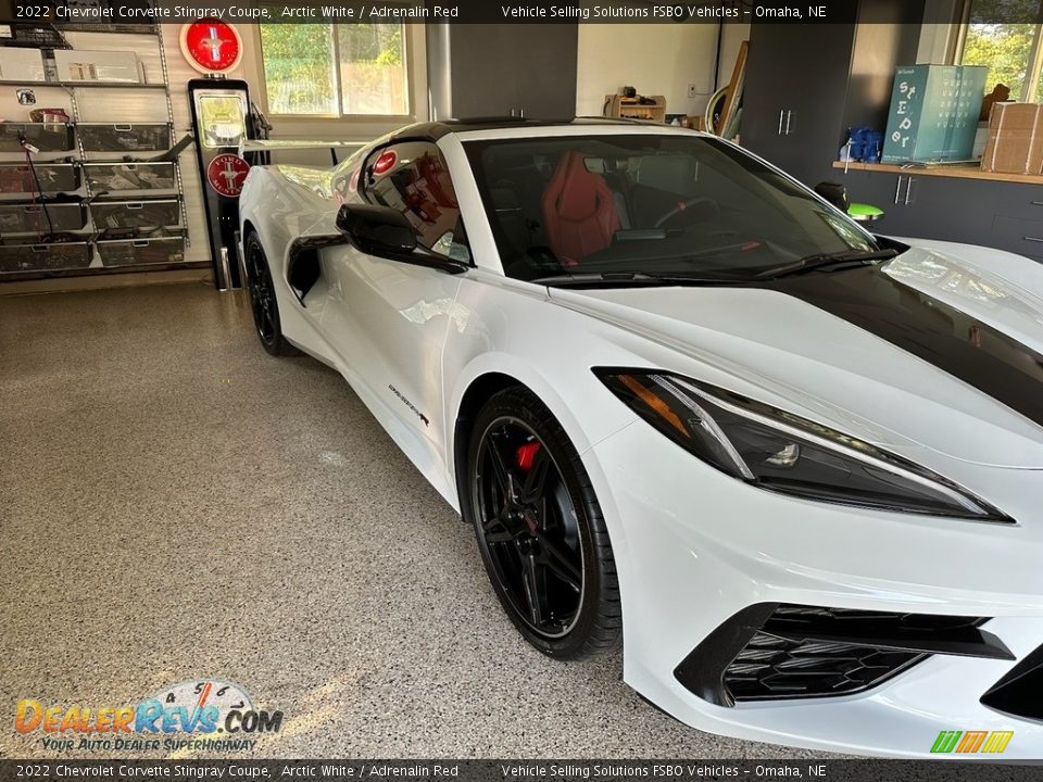 2022 Chevrolet Corvette Stingray Coupe Arctic White / Adrenalin Red Photo #3