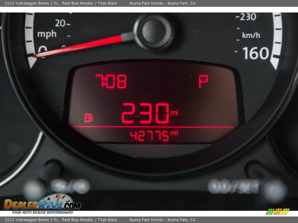 2013 Volkswagen Beetle 2.5L Gauges Photo #6