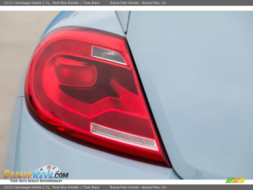 Color Sample of 2013 Volkswagen Beetle 2.5L Photo #10