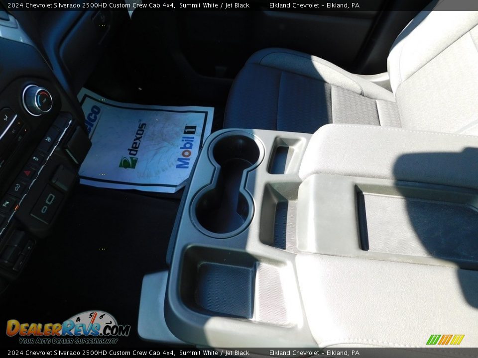 2024 Chevrolet Silverado 2500HD Custom Crew Cab 4x4 Summit White / Jet Black Photo #36
