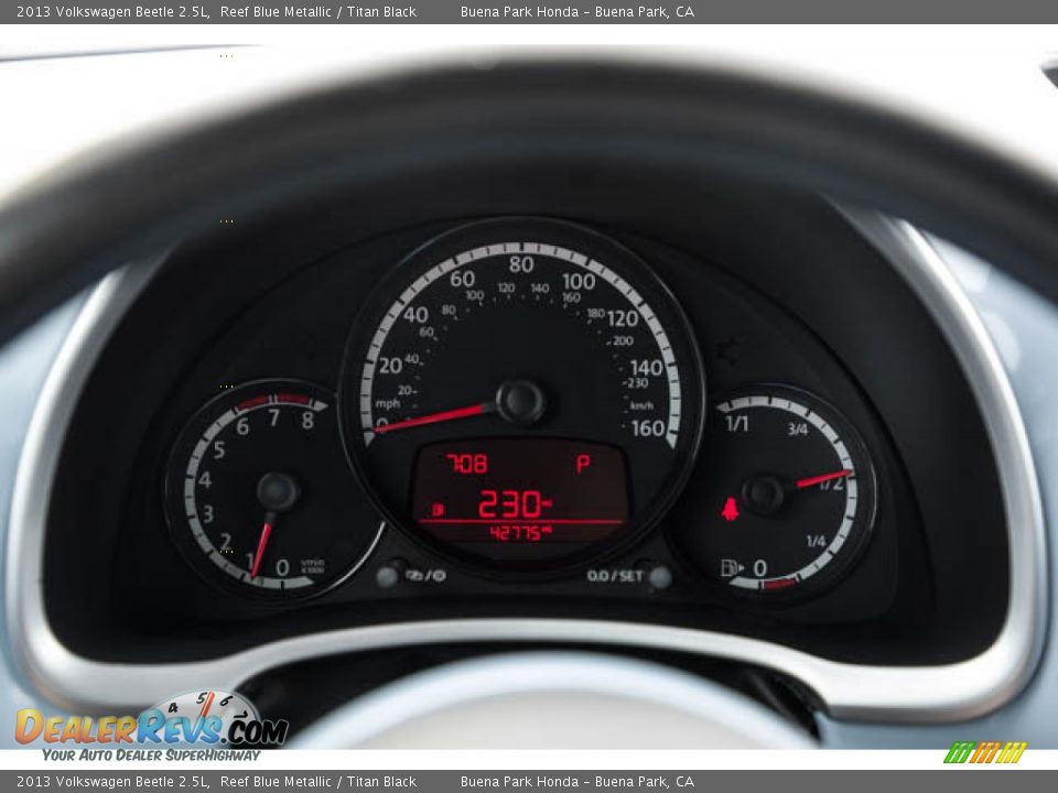 2013 Volkswagen Beetle 2.5L Gauges Photo #21