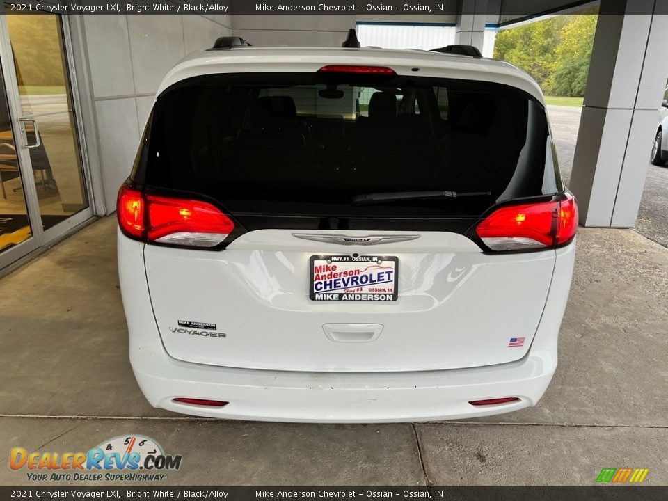 2021 Chrysler Voyager LXI Bright White / Black/Alloy Photo #7