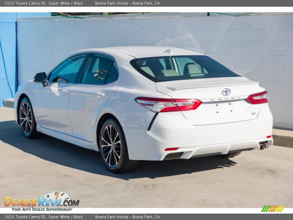 2020 Toyota Camry SE Super White / Black Photo #2