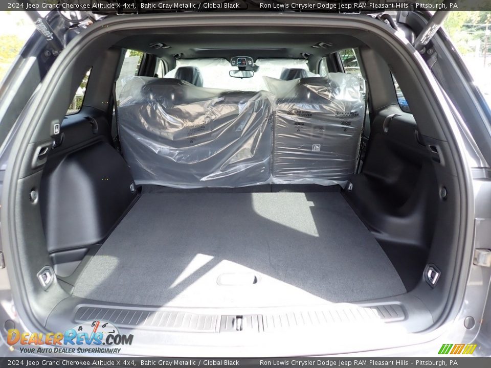 2024 Jeep Grand Cherokee Altitude X 4x4 Trunk Photo #5