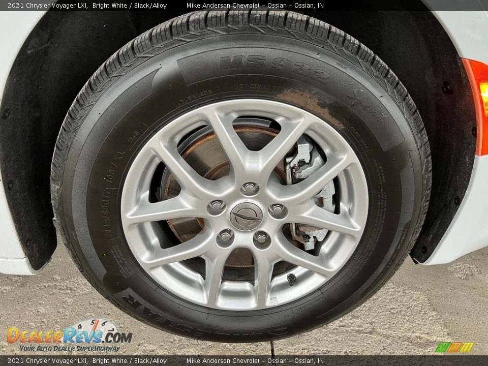 2021 Chrysler Voyager LXI Wheel Photo #12