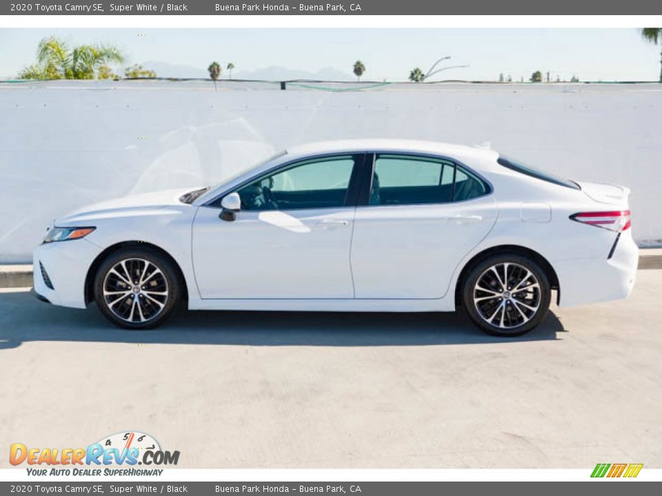 2020 Toyota Camry SE Super White / Black Photo #10