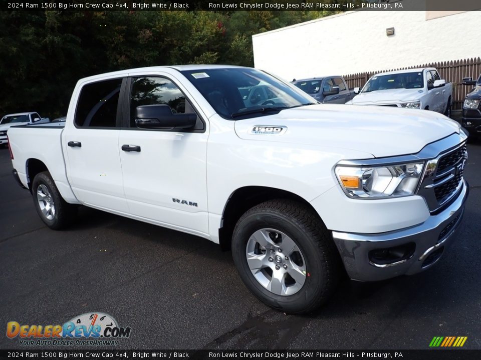 2024 Ram 1500 Big Horn Crew Cab 4x4 Bright White / Black Photo #9