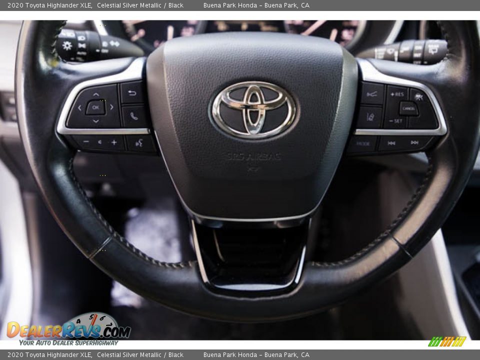 2020 Toyota Highlander XLE Steering Wheel Photo #11