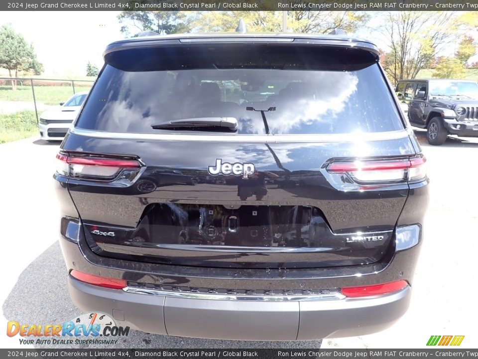2024 Jeep Grand Cherokee L Limited 4x4 Diamond Black Crystal Pearl / Global Black Photo #4