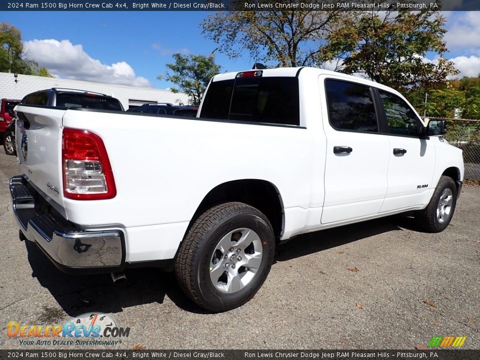 2024 Ram 1500 Big Horn Crew Cab 4x4 Bright White / Diesel Gray/Black Photo #7