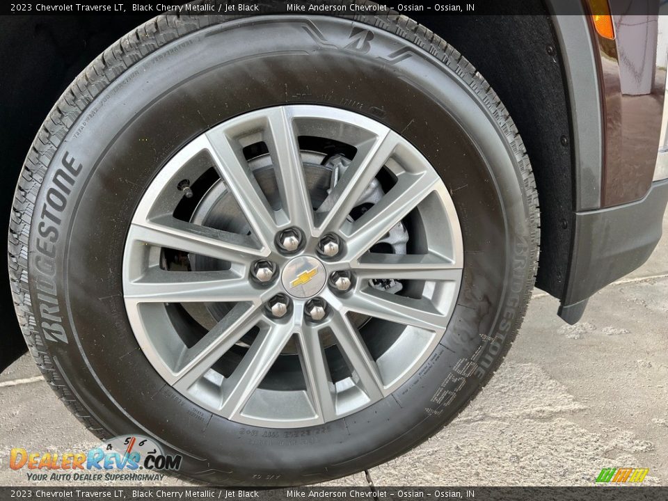 2023 Chevrolet Traverse LT Wheel Photo #13