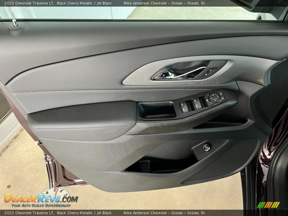 Door Panel of 2023 Chevrolet Traverse LT Photo #16