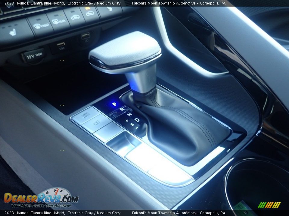 2023 Hyundai Elantra Blue Hybrid Shifter Photo #16