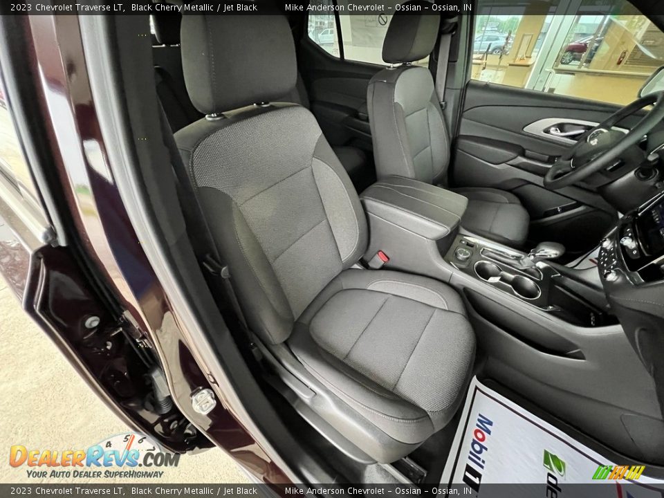 Front Seat of 2023 Chevrolet Traverse LT Photo #23