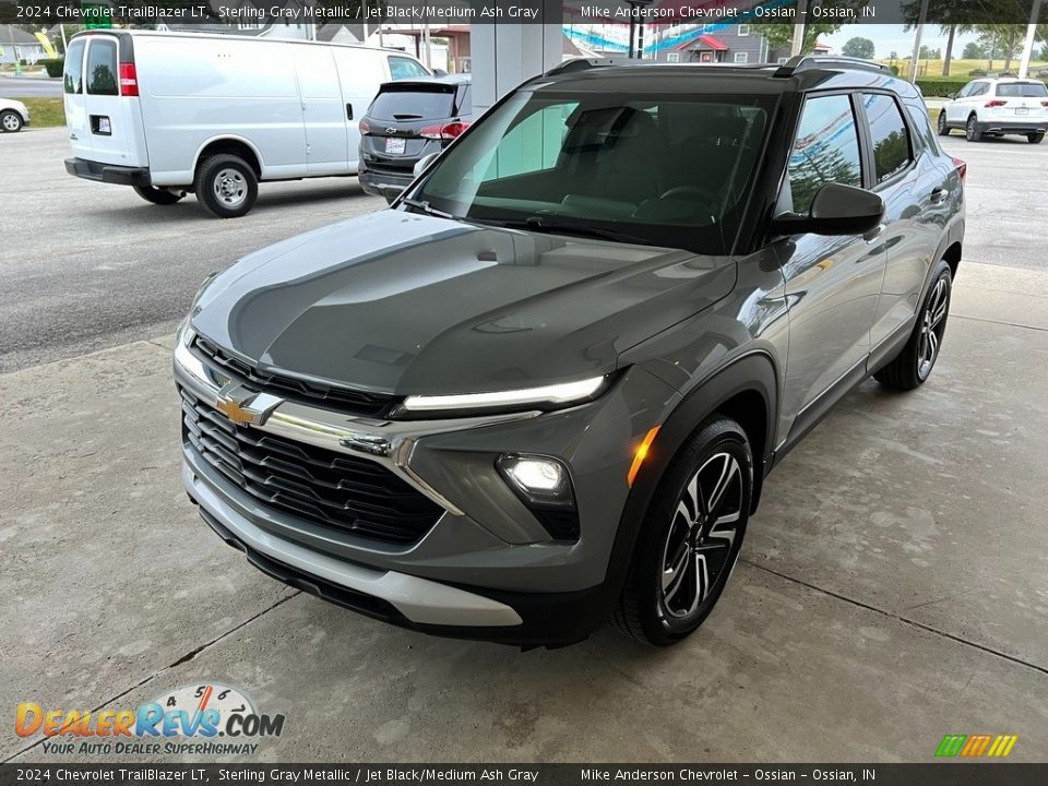 2024 Chevrolet Trailblazer LT Sterling Gray Metallic / Jet Black/Medium Ash Gray Photo #2