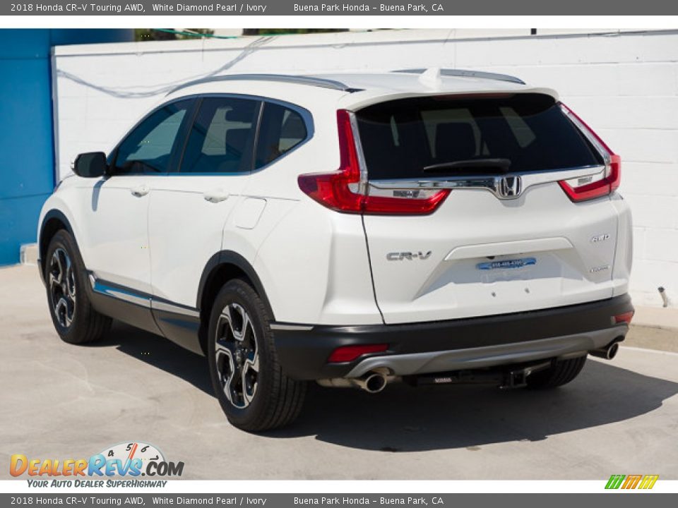 2018 Honda CR-V Touring AWD White Diamond Pearl / Ivory Photo #2