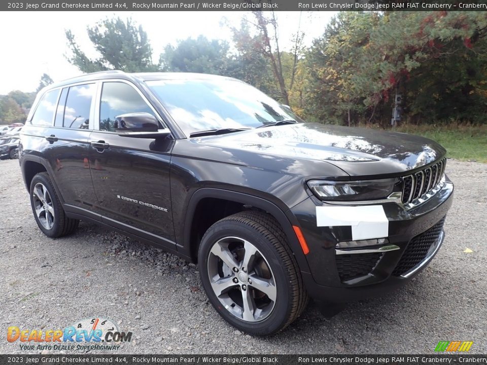 2023 Jeep Grand Cherokee Limited 4x4 Rocky Mountain Pearl / Wicker Beige/Global Black Photo #3