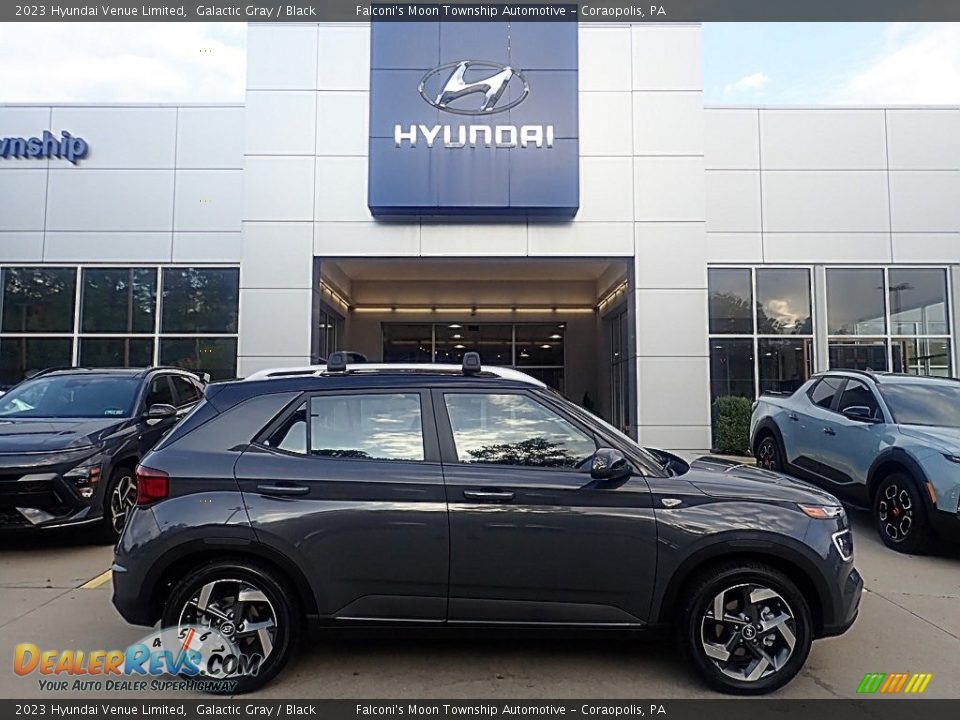 2023 Hyundai Venue Limited Galactic Gray / Black Photo #1