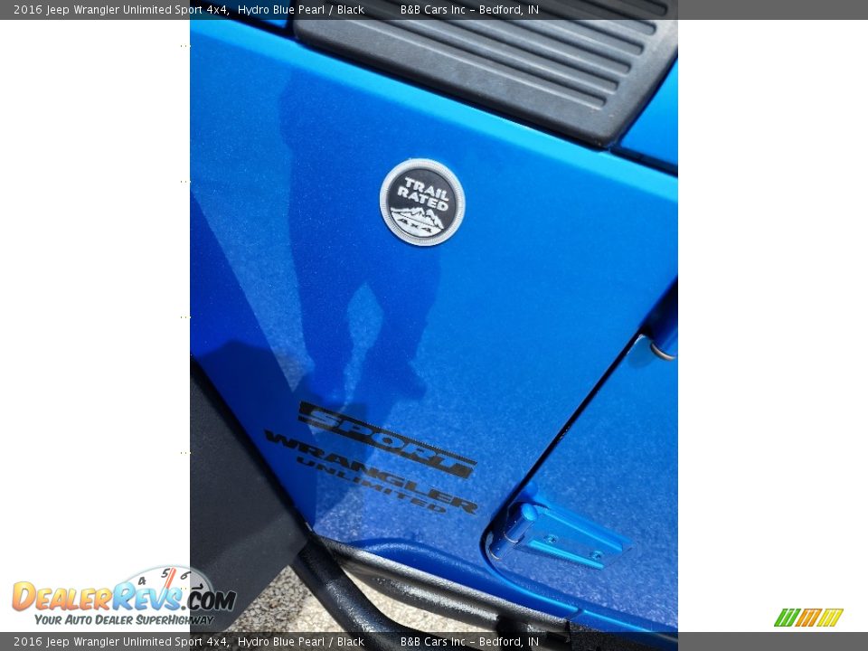2016 Jeep Wrangler Unlimited Sport 4x4 Hydro Blue Pearl / Black Photo #10