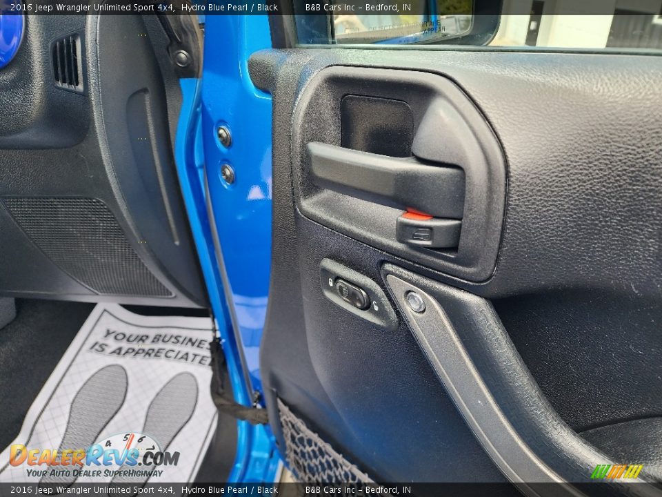 2016 Jeep Wrangler Unlimited Sport 4x4 Hydro Blue Pearl / Black Photo #20